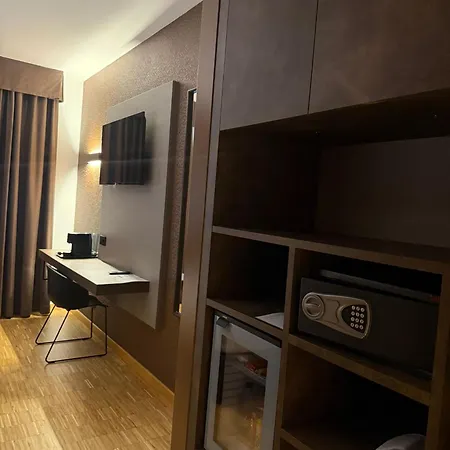 Giada Viale Del Sole Hotell