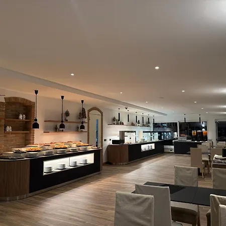 Giada Viale Del Sole