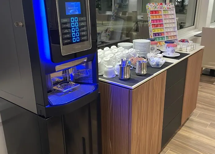 Hotel Giada Viale Del Sole 4*