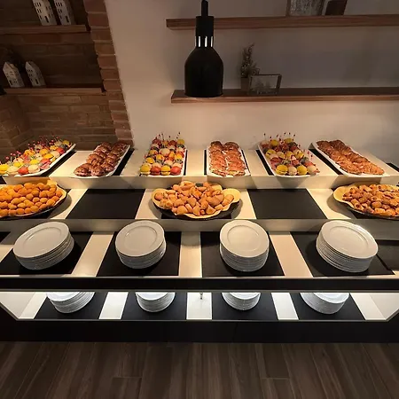 호텔 Giada Viale Del Sole 4*